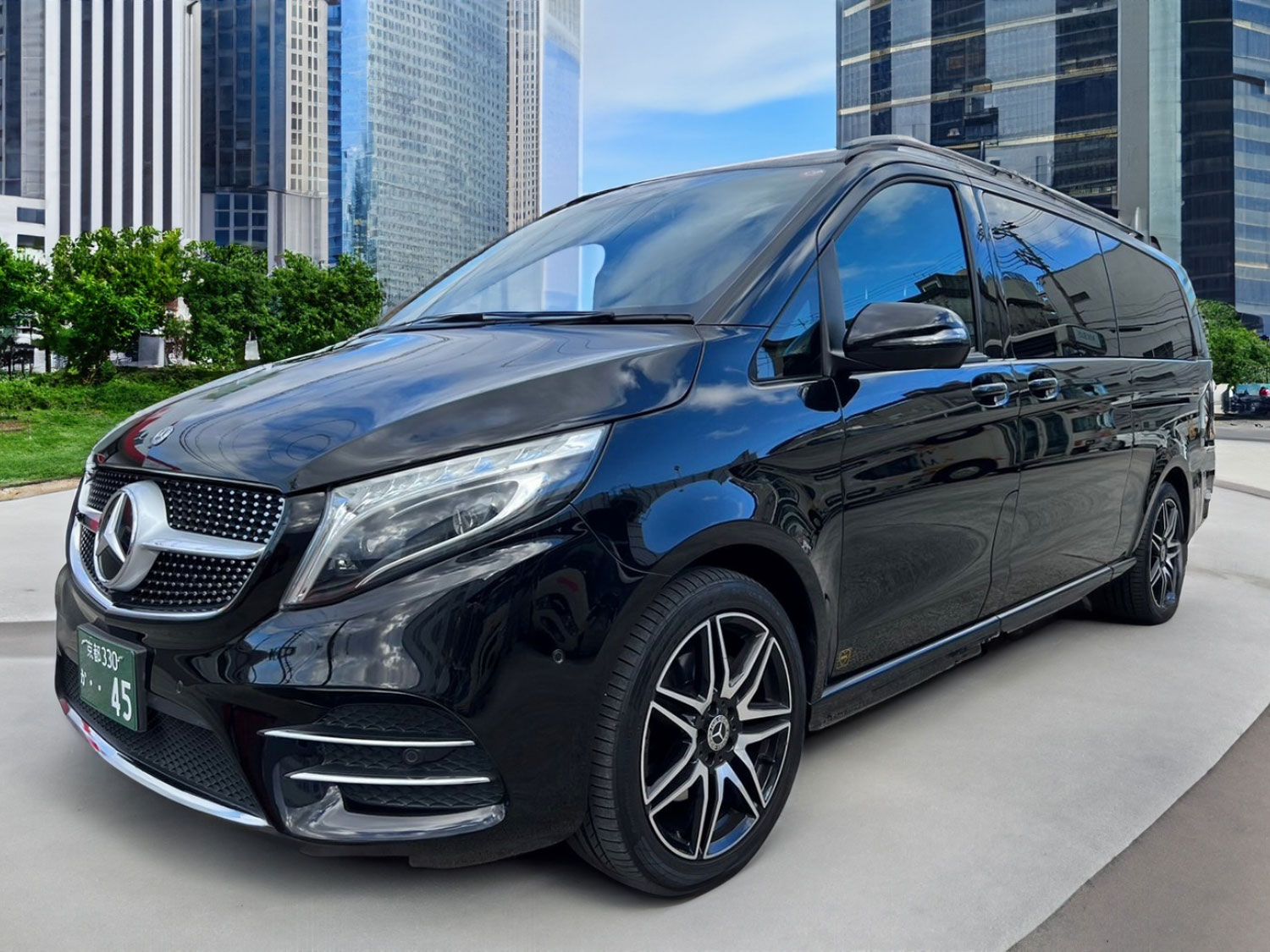 Mercedes V220d
