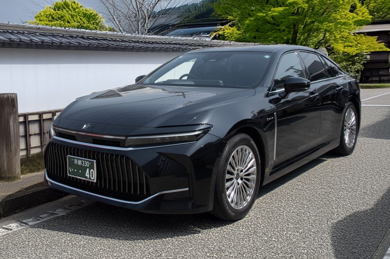 TOYOTA Crown FCEV