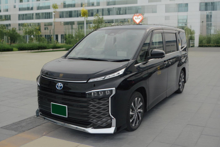 TOYOTA Boxy
